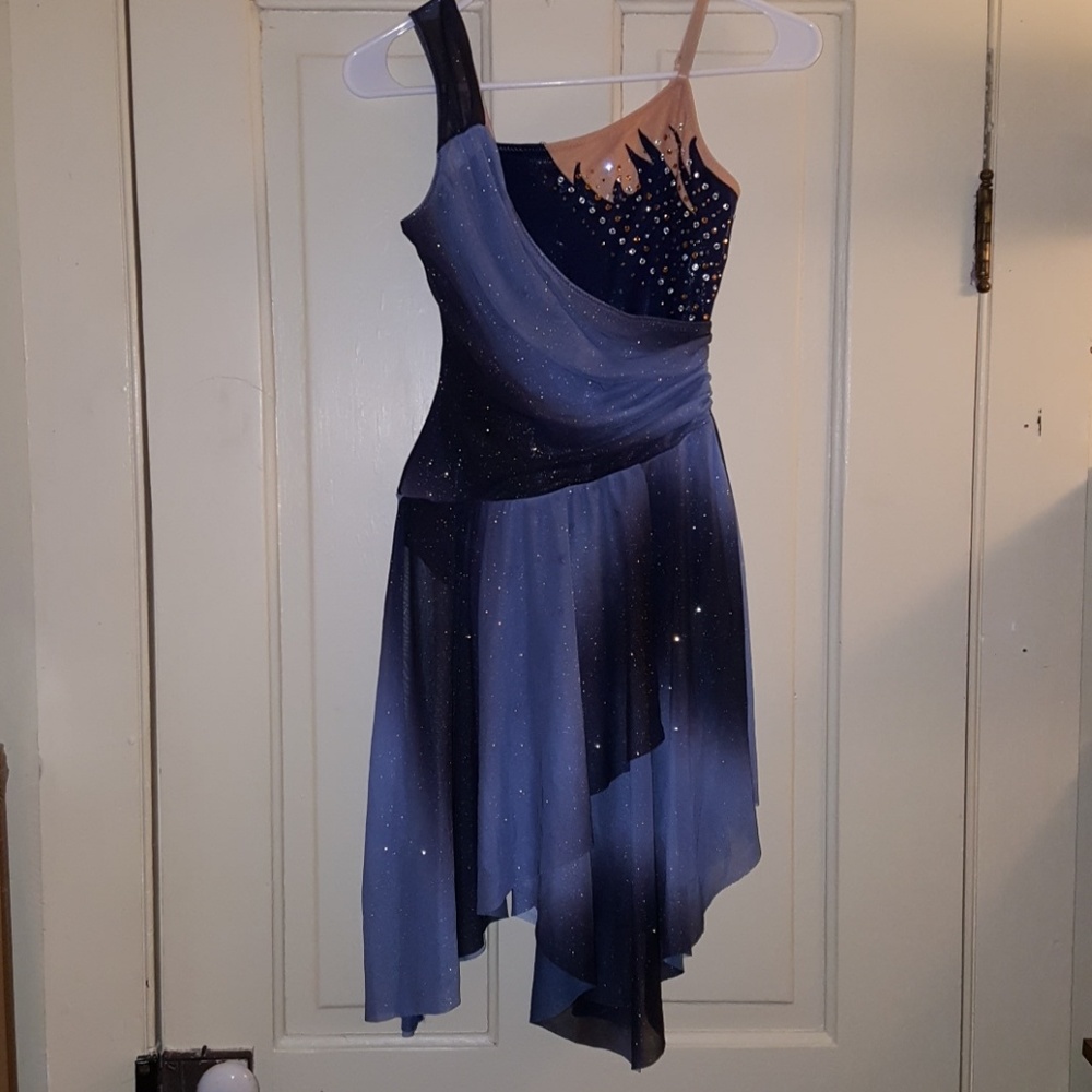 Dance costume